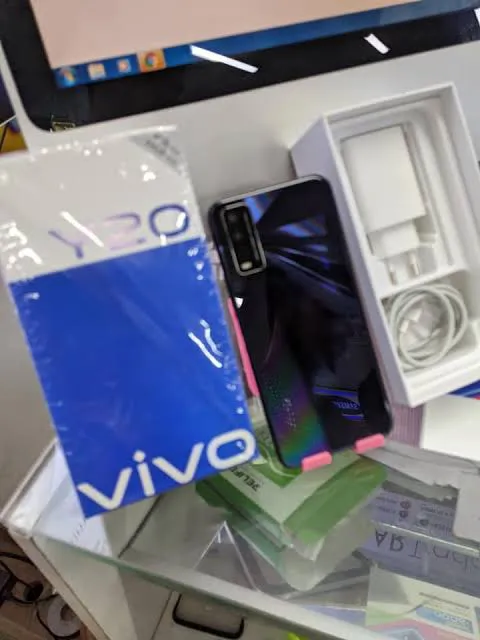 vivo y20 4GB/126GB - ad image 1